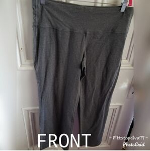 🎉NWOT Gray Bootcut Workout Pants